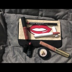 Makeup bundle and bag
